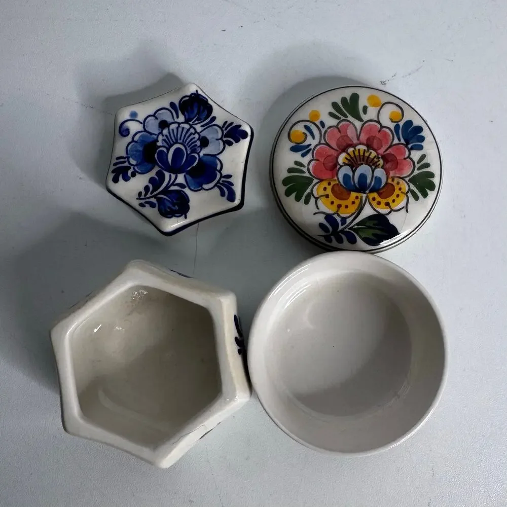 Vintage Set of 2 Delft Holland Floral Hand Painted Round Lidded Trinket Box
